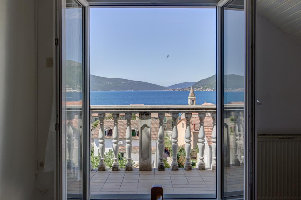 St. Roko Guest House Donja Lastva Esterno foto